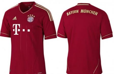 Le maillot que portera le Bayner Munich à domicile, saison 2011-2012