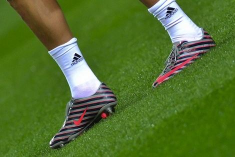 Chaussures portées par Cristiano Ronaldo le 17 décembre 2012. Photo: @Iconsport