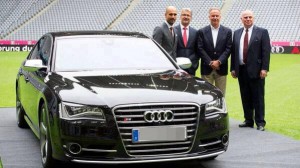 Guardiola a reçu une Audi S8 en prenant en main le Bayern Munich