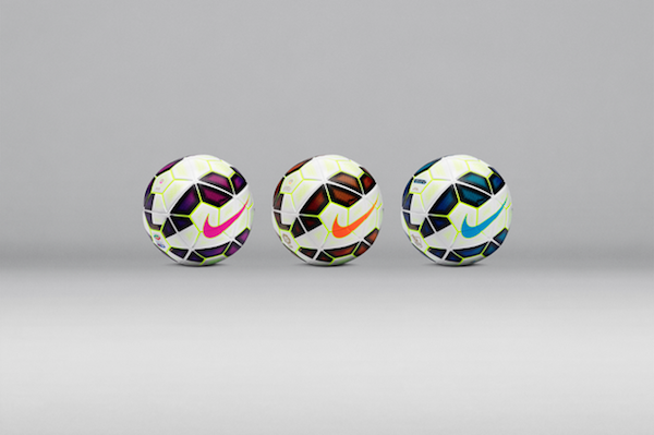 Voici de gauche à droite les ballons de la Serie A, de la Liga et de la Premier League pour la saison 2014-2015 - @Nike