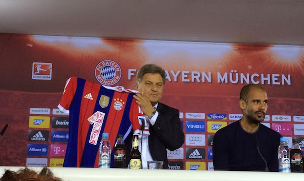 Le Bayern Munich va jouer ses trois prochains matchs de championnat avec un affreux sponsor.