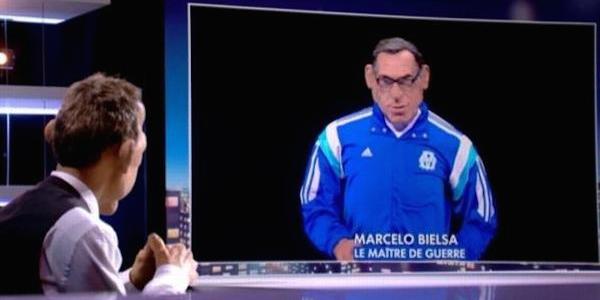 L'entraîneur de l'OM, Marcelo Bielsa a désormais sa Marionnette aux Guignols de l'Info - @Canal +
