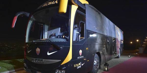 L'AS Rome a un nouveau bus pour les déplacements de son staff et ses joueurs. - @ASRome