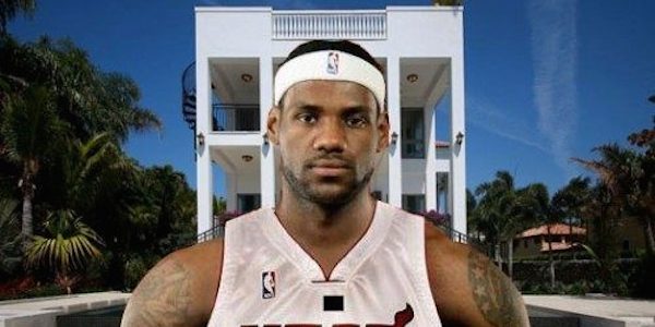 LeBron James vend 17M$ sa maison de Miami. Avec sa cave et ses bateaux... 