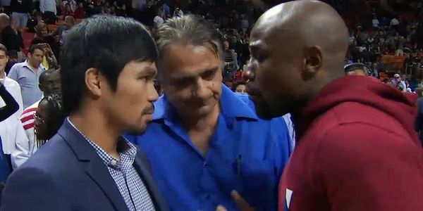Manny Pacquiao (à gauche) n'a même pas de place pour son combat face à Floyd Mayweather (à droite).