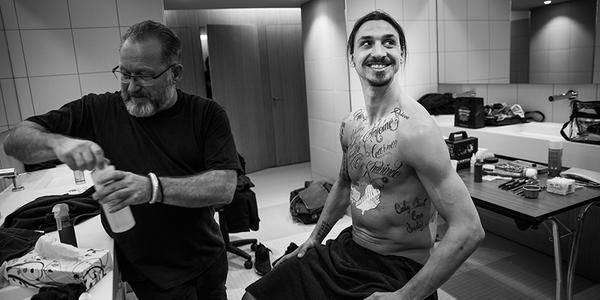 Groland a repris à son compte l'épisode des tatouages sur Zlatan Ibrahimovic. - @Twitter