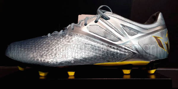 Voici les chaussures que Lionel Messi devrait porter pour débuter la prochaine saison. - @Footy Headlines