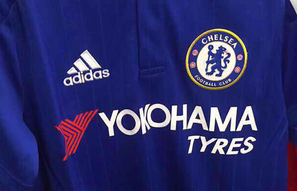 Chelsea est l'un des rares grands clubs européens à ne pas avoir encore dévoilé de maillots 2015-2016.