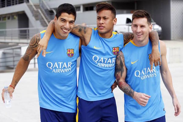 Malgré sa redoutable efficacité, la triplette Luis Suarez, Neymar, Lionel Messi coûte un bras au FC Barcelone. - @Facebook
