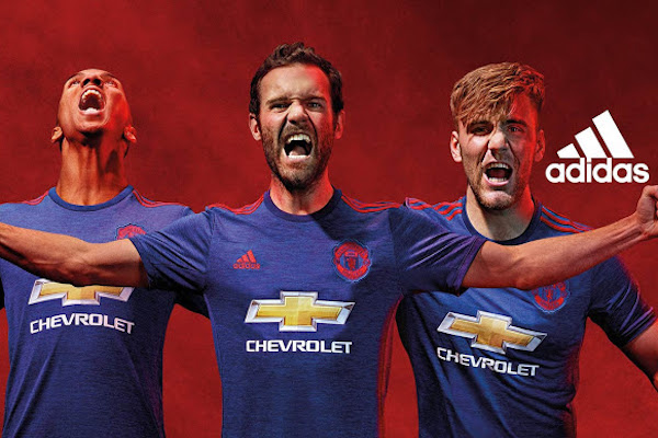 Manchester United et adidas ont officialisé les maillots extérieurs 2016-2017. 