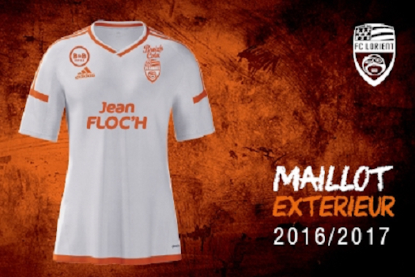 Le FC Lorient a dévoilé son nouveau maillot extérieur 2016-2017. - @DR