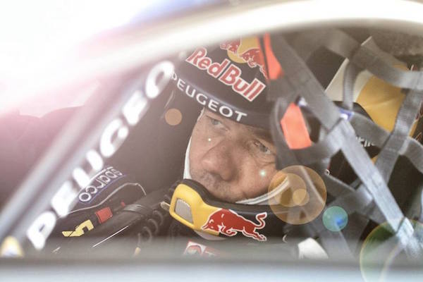 Même en dehors des circuits automobile, Sébastien Loeb roule toujours au volant de bolides vitaminés. - @Facebook