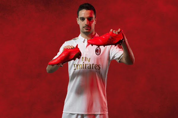 adidas a officialisé ce maillot : celui que porteront à l'extérieur, les joueurs du Milan AC. - @DR