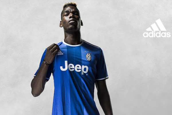 Paul Pogba et le nouveau maillot extérieur de la Juventus Turin. - @DR