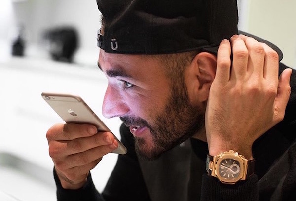 Comme ce modèle en or de Patek Philippe, Karim Benzema a une impressionnante collection de montres. - @Instagram