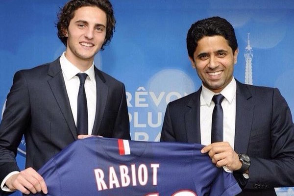 Adrien Rabiot est lié au PSG jusqu'en 2019. 