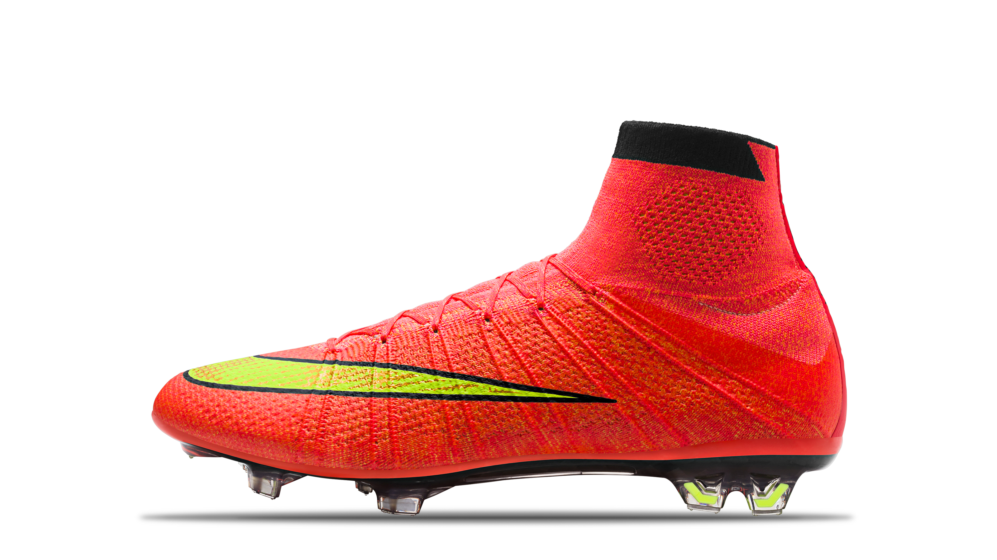 cristiano-ronaldo-chaussure-2014_mercurial_superfly_iv_hyper_punch_gold_black