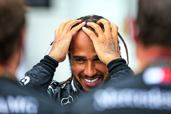 Lewis Hamilton salaire contrat Mercedes